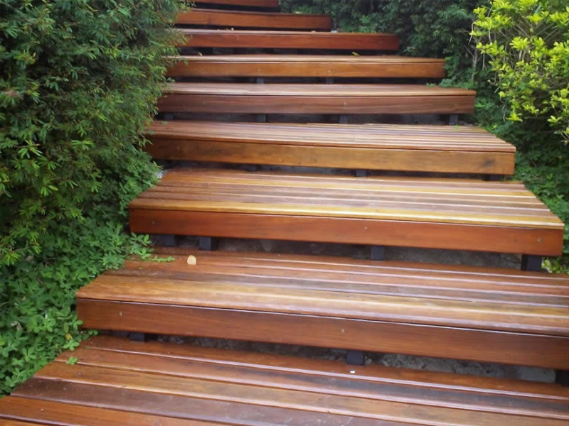 Escadas de Madeira - Defino's Assoalhos